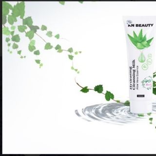 sữa rửa mặt siêu trắng sáng nha đam KN Beauty