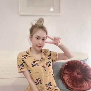Pjzama kate lụa