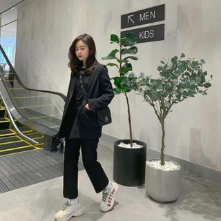 ÁO BLAZER TRƠN SIU XINH