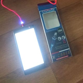 DÂY SẠC CÓ ĐÈN LED GỒM 3 ĐẦU NAM CHÂM TỪ
