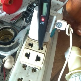 BÚT THỬ ĐIỆN CÓ MÀN HÌNH HIỆN VOL