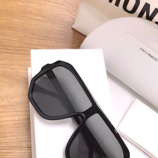 MẮT KÍNH 2070
