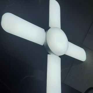 Đèn quạt led 3 cánh tiết kiệm, siêu sáng, quạt đèn siêu sáng