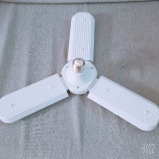 Đèn quạt led 3 cánh tiết kiệm, siêu sáng, quạt đèn siêu sáng