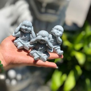 Bộ ba Tứ không đá non nươc