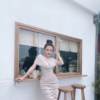 Sang - sịn - mịn chỉ có thể là nhũ siêu đỉnh này Chưa kịp up khách đã hỏi mua về diện đi cưới chạy trc covid 3 màu - đỏ - be - hồng 3 size SML