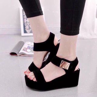 Giày sandal đế xuồng nhung