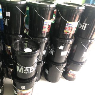 Nhớt động cơ Mobil Delvac Supper 20W50. 20L. Dầu nhớt số 1 thế giới