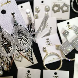 Bông tai sỉ (Chọn ngẫu nhiên)