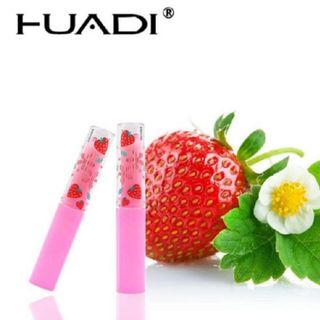 Son dưỡng có màu hồng thơm mùi trái cây rất thơm