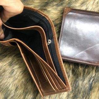 Ví da nối mặt dáng ngang