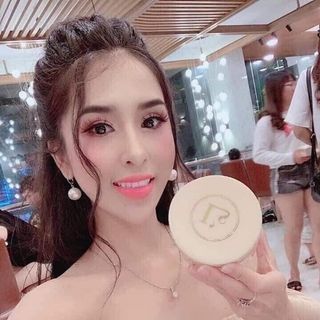 Kem Body Livys vàng
