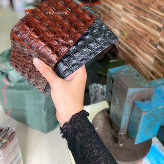 ví da bò dập vân cá 3D