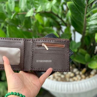 Ví khâu viền thủ công