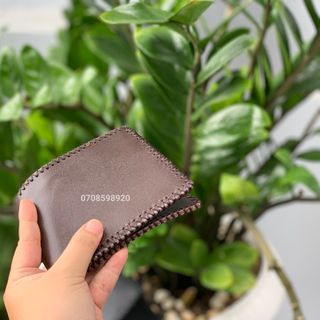 Ví khâu viền thủ công