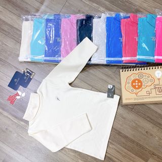 Áo cổ lọ gân 100% cotton