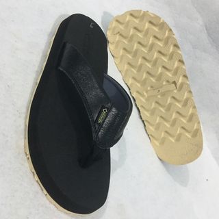 Dép kẹp quai da