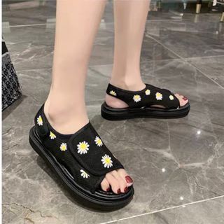 Giày sandal nữ hoa cúc
