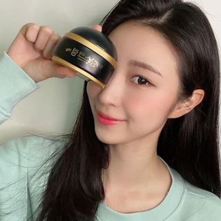 Trị nám
