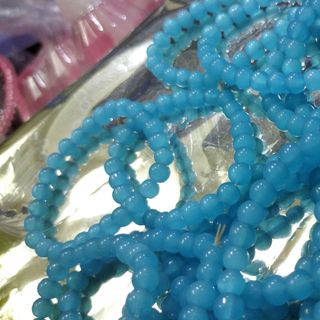 Chuỗi đeo tay 6li xanh biển