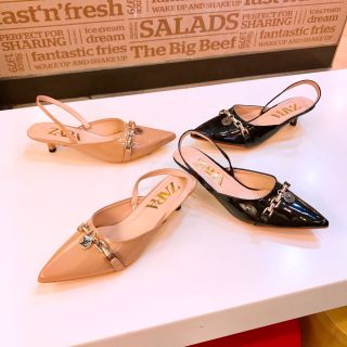 Giày sandal bít mũi