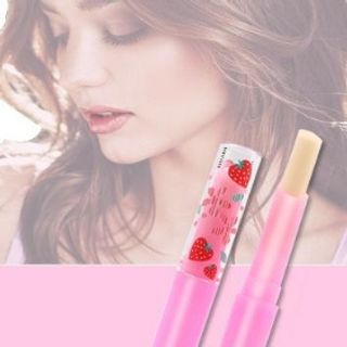 Son dưỡng có màu hồng thơm mùi trái cây 12k