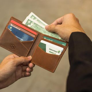 Bóp ví nam giá rẻ tại xưởng