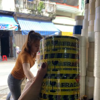 Băng keo in chữ đen vang loại re