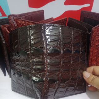 bóp nam da cá sấu
