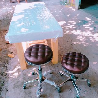 Giường massage gỗ thông