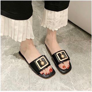 Dép da nữ