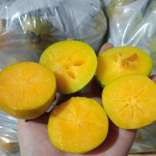 Hồng giòn Bom Son