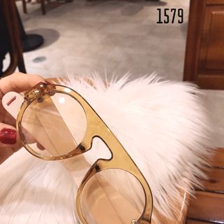 MẮT KÍNH 1579