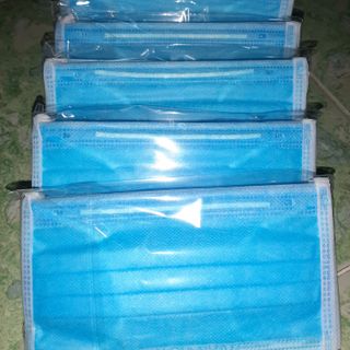 Khẩu trang 4 lớp toàn gia phát .$ 10 hộp/350,000.