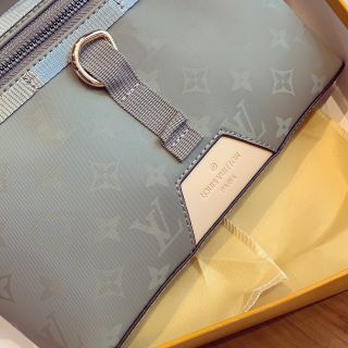 Tui xách hộp luvui