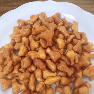 Bánh Đùi gà cay - Hộp 300gr
