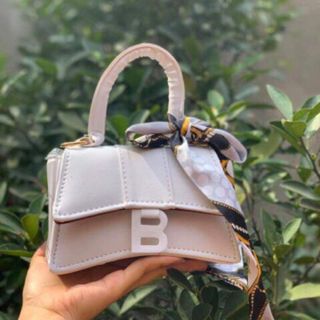 Túi đeo chéo siêu xinh