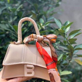 Túi đeo chéo siêu xinh