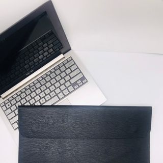 Cặp Macbook 20 (Size: 26x40 cm)