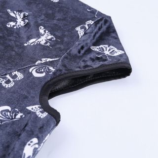 Sườn xám xẻ tà gợi cảm
