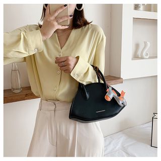 Túi đeo chéo nữ dáng hến form đẹp kèm móc khóa ngựa thời trang VIDEO