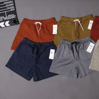 Quần Short Kaki Nữ màu kem