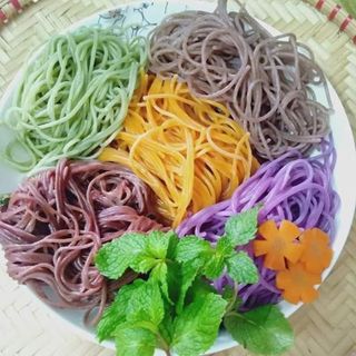 Sỉ Miến được làm từ các vị hoa quả