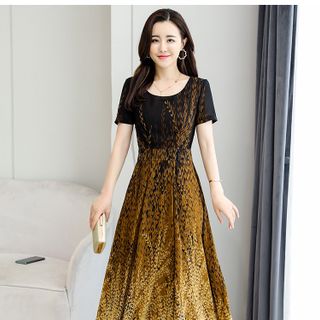 ĐẦM XOÈ HOA VÀNG CỔ TRÒN - DT1340
