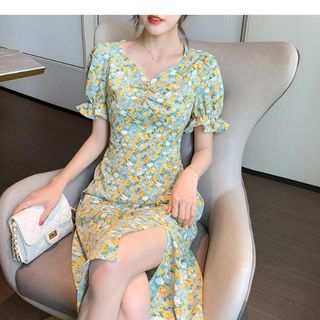 ĐẦM HOA NỀN XANH NHÍU NGỰC XẺ TÀ