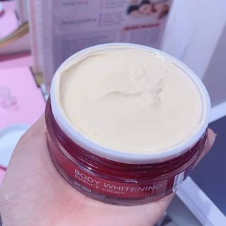 Kem body cốt swhite