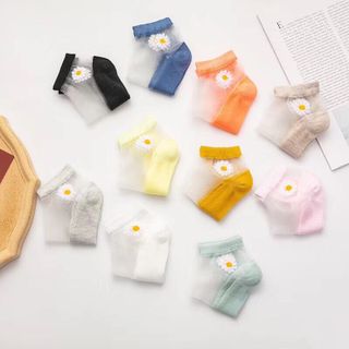 Tất hoa cúc lưới cho nữ