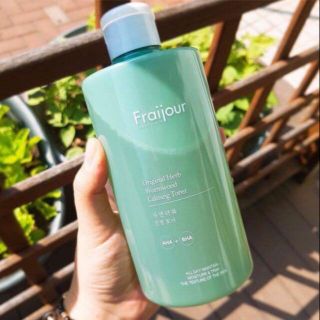 Nước Hoa Hồng Fraijour Original Herb Wormwood Calming Toner 500ml