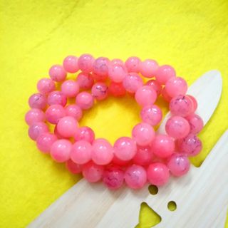 Chuỗi đeo tay phong thủy 10li đá hồng