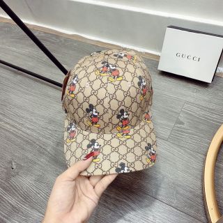 Nón cao cấp giá rẻ bèo